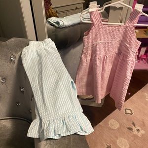 Adorable J.khaki 2piece set.Top is 2t;bottom 3t